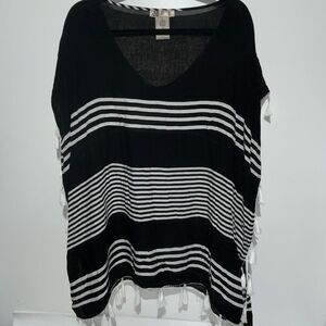 C&T Beach Women's Black White Stripe V-Neck Tassel Oversized Swim Cover Up Small
